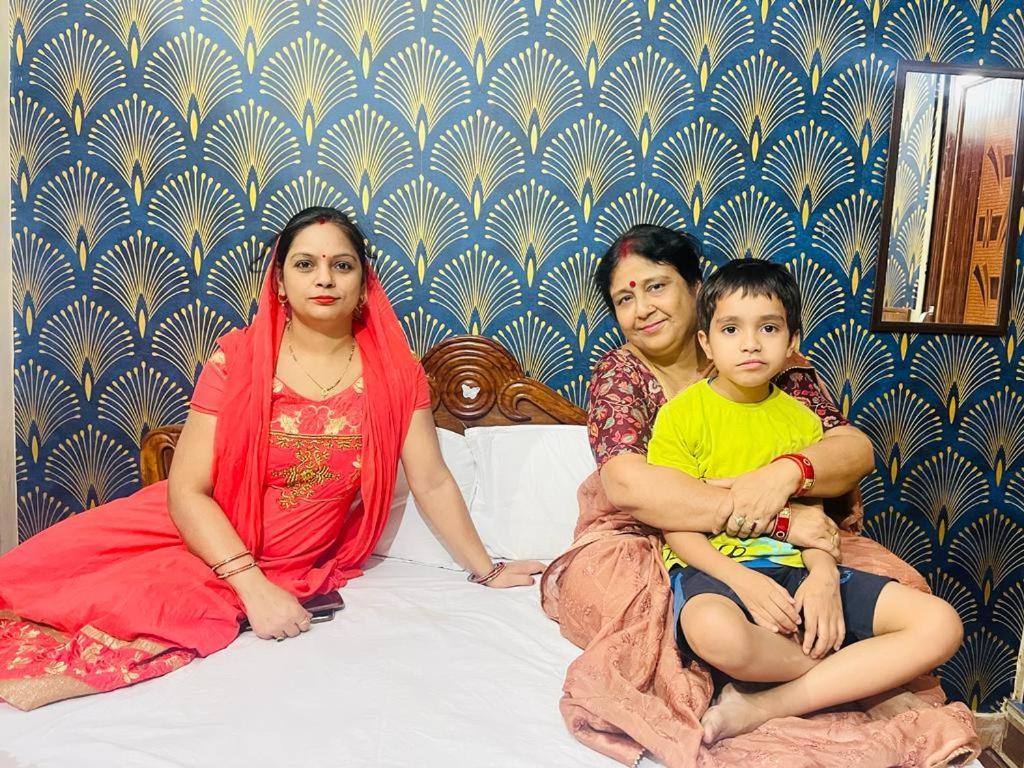 Maa Gauri Paying Guest House バラナシ エクステリア 写真